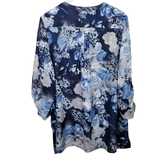 SOFT SURROUNDINGS Size 1X Blues Floral Chiffon Pullover Tunic Roll Tab Sleeves - Picture 3 of 5